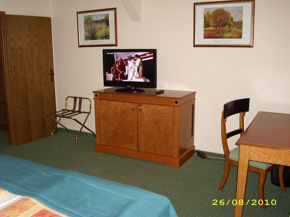 Waldschloesschen Bed and Breakfast Mittenwalde Exteriör bild